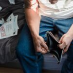 EMI का जाल, EMI trap, Salary zero savings, EMI burden, Debt trap, Personal Finance Hindi, High salary no savings, Credit card EMI, Lifestyle inflation, Middle class debt